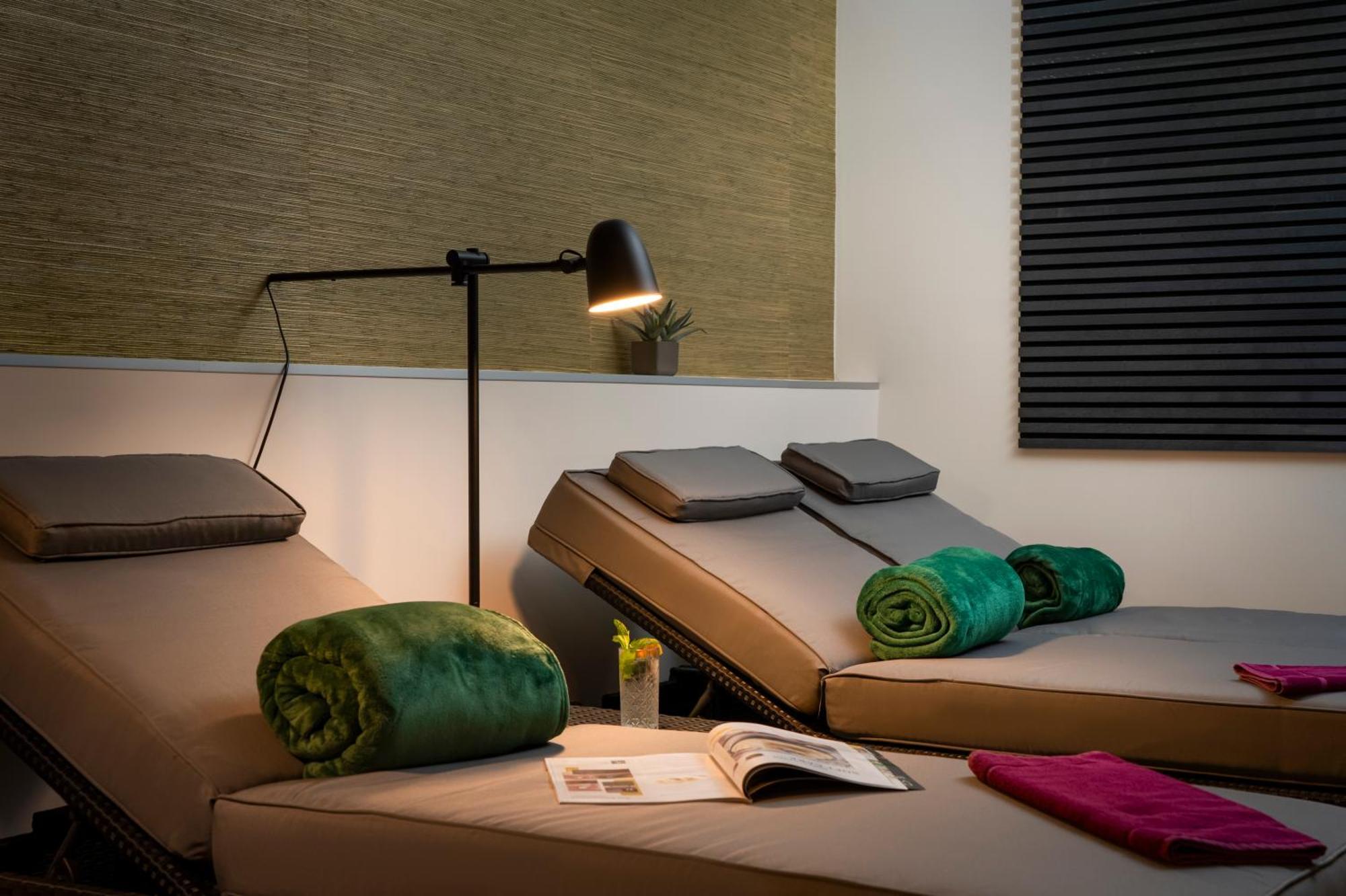 Parkhotel Landau Λαντάου Εξωτερικό φωτογραφία
